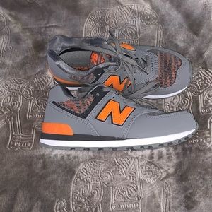 Size 1 Boys Tiger New Balance - Like New